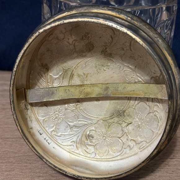 Antique Pressed Glass Vanity Jar with Engraved Metal Lid - Clear & Patina - Picture 3 of 5